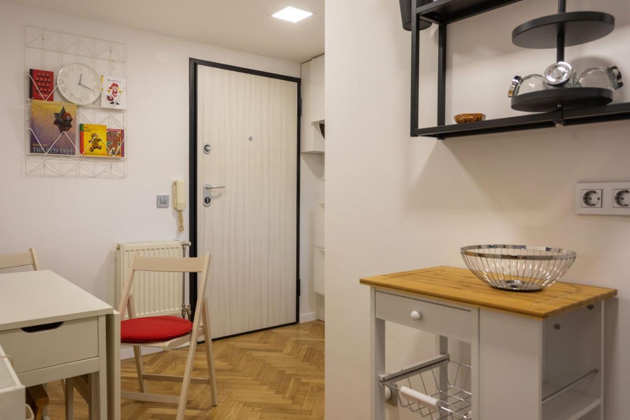דירות זאגרב Modern Studio Near British Square מראה חיצוני תמונה